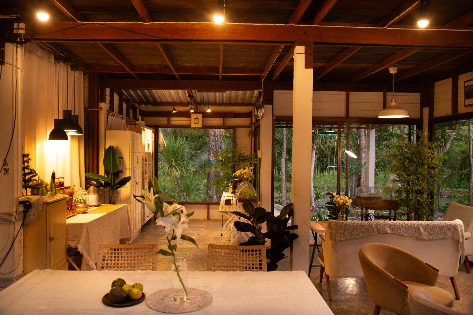 วังภูไพร Holiday home Wang Nam Khiao