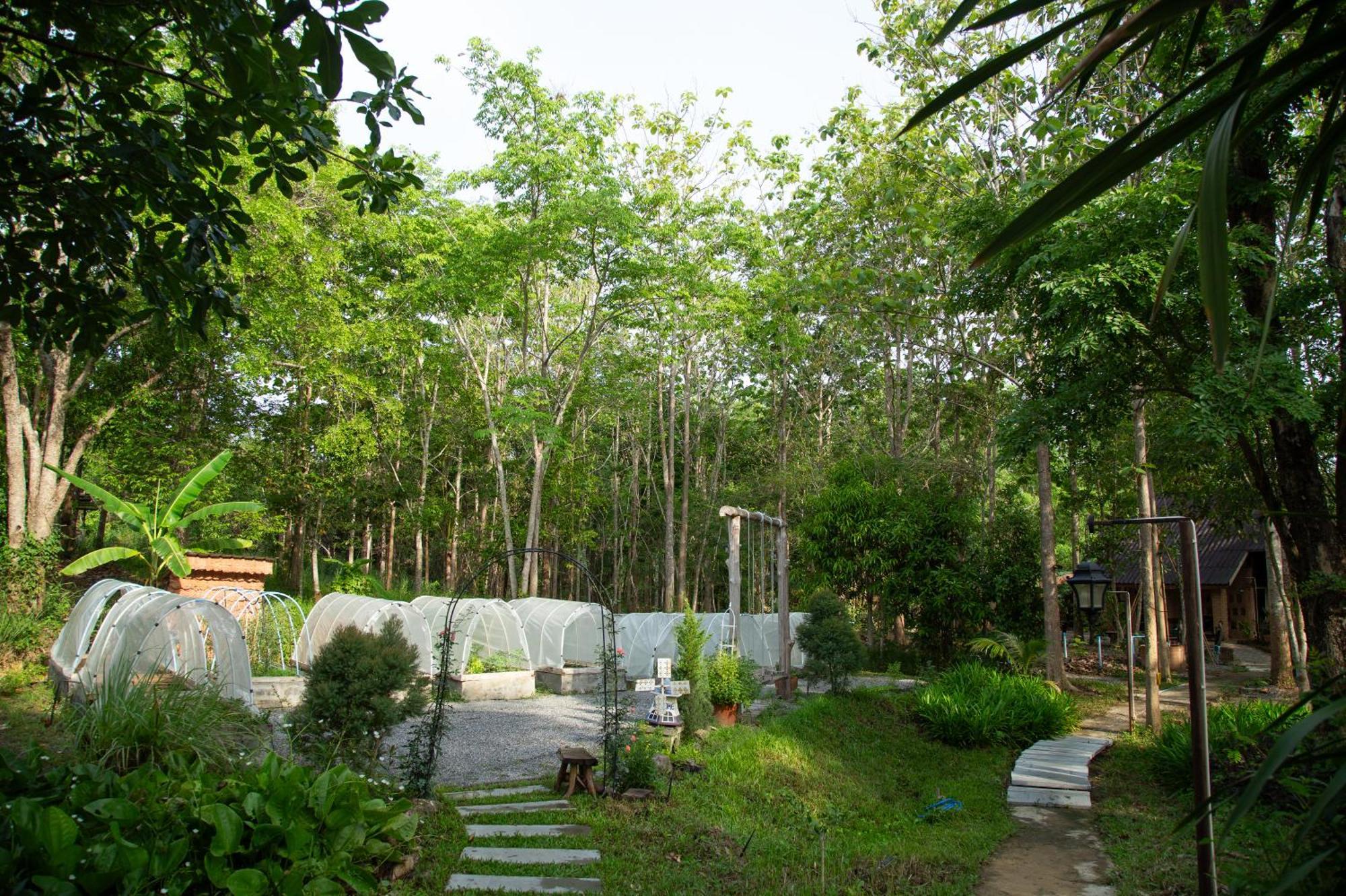 วังภูไพร Wang Nam Khiao
